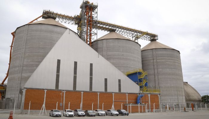 Paraná tem a 3ª maior capacidade de armazenagem agrícola do Brasil, aponta IBGE